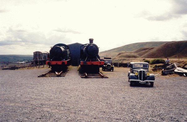 Wales 122a Big Pitt en Berliet 944 en 1990