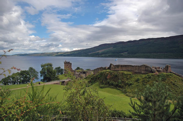 5 Castle Urquhart Loch Ness 02