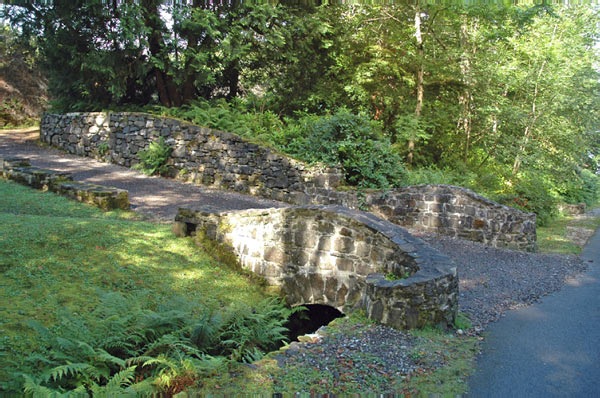 9b Castle Dunvegan of Macleod and garden in Isle of Skye 01  01