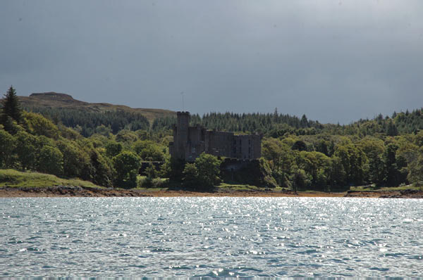 9b Castle Dunvegan of Macleod and garden in Isle of Skye 01  13