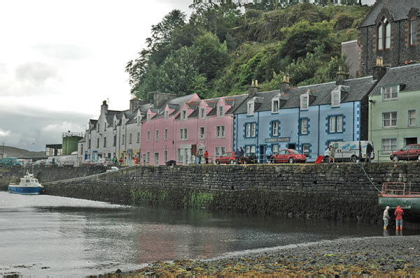 Portree in Isle of Skye 10