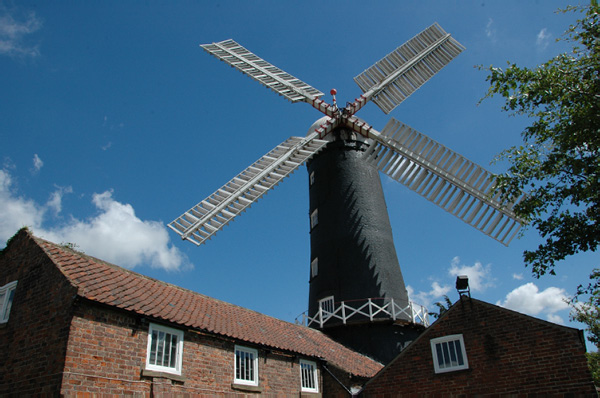 Calais_to_Scrabster 0109 Skidby Windmill Yorkshire