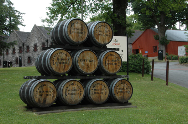 Calais_to_Scrabster 0172 Aberfeldy Scotch Whisky Distillery