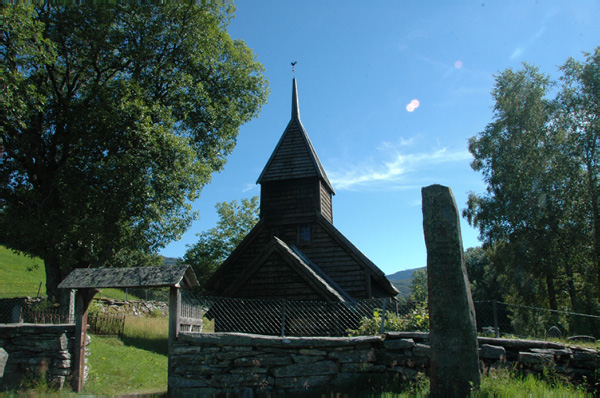 Bergen_to_Larvik 036 Holdhus Kyrkje