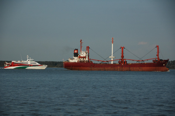 Elbe Queen Mary 2_13