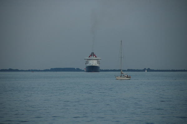 Elbe Queen Mary 2_16