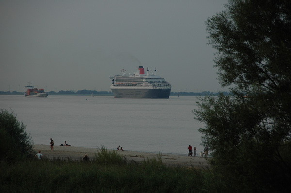 Elbe Queen Mary 2_51