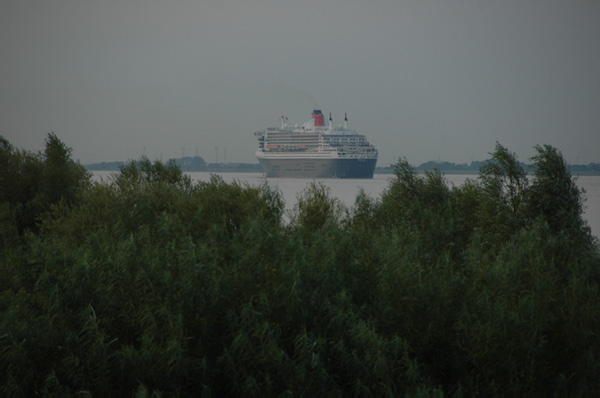 Elbe Queen Mary 2_56