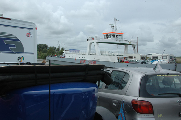 flensburger-dampf-rundum 001  ferry sur Elbe