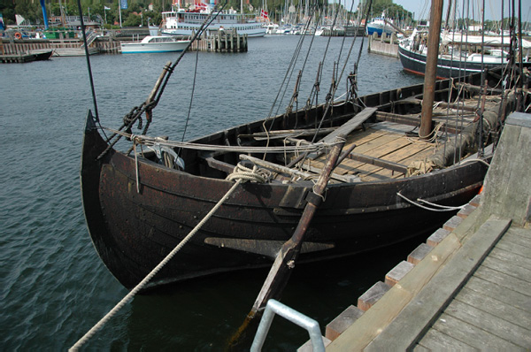 Roskilde Vikingskibs 200